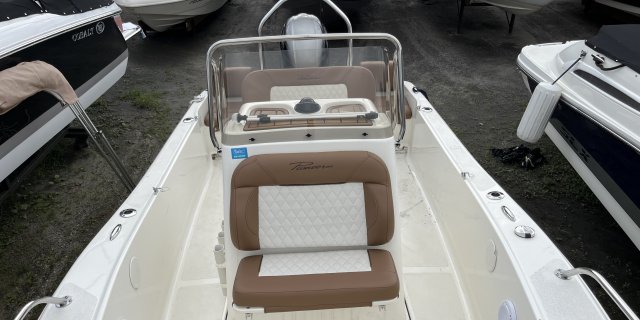 2022 Pioneer 80 ISLANDER