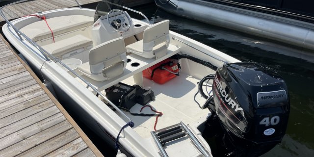 2019 Boston Whaler 13SS