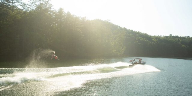 boat wakeboard