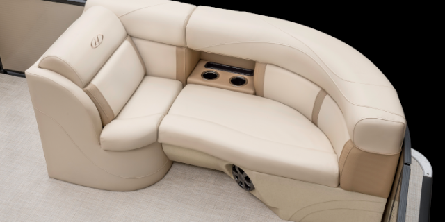 boat seating