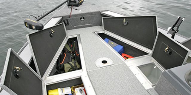 boat seating