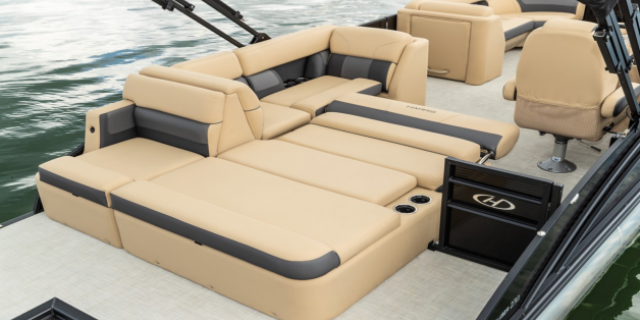 boat sectional