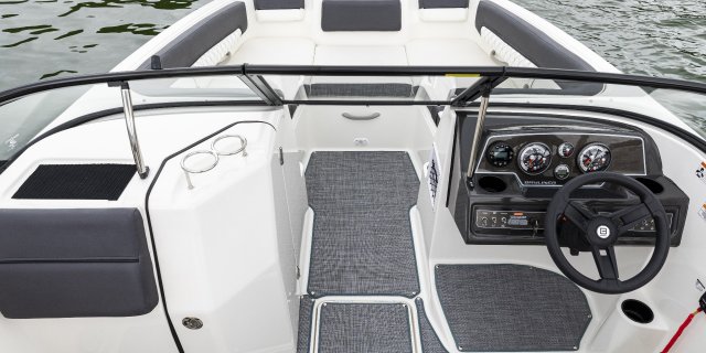 2023 Bayliner DX2200