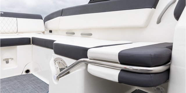 2023 Bayliner DX2200